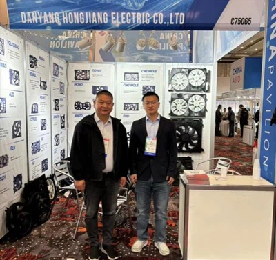 ড্যানিয়াং হংজিয়াং বৈদ্যুতিন 2024 এএপেক্স আমেরিকান অটো পার্টস প্রদর্শনীতে উপ...